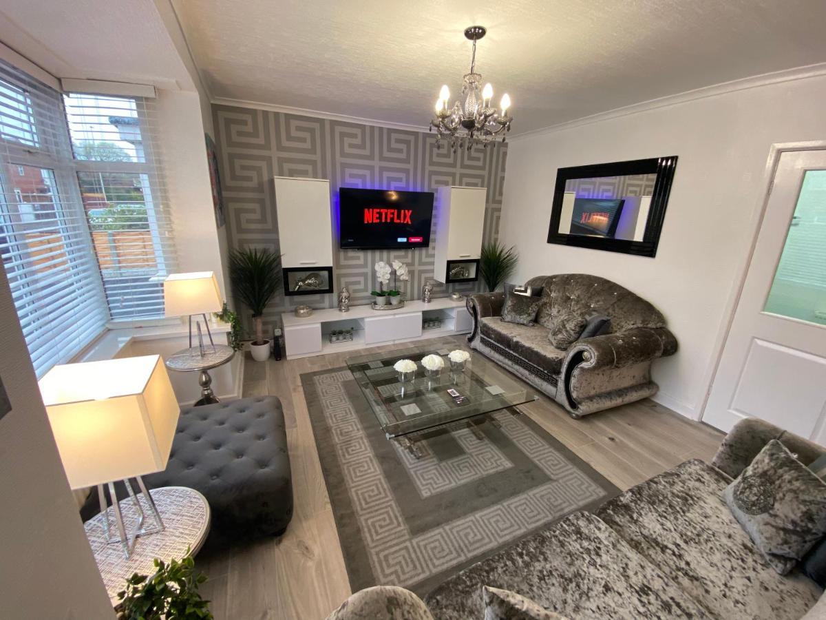 New…The Hottub House Blackpool Pleasure Beach Dış mekan fotoğraf